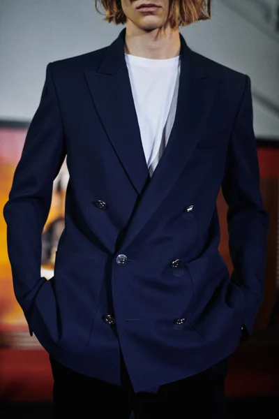 Look 59